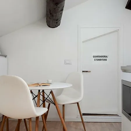 Italianway-Volta Appartement Milaan Buitenkant foto